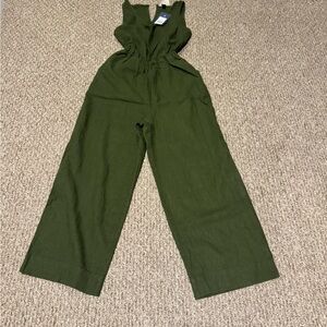 UNIVERSAL THREADS Green Sleeveless Jumpsuit NWT